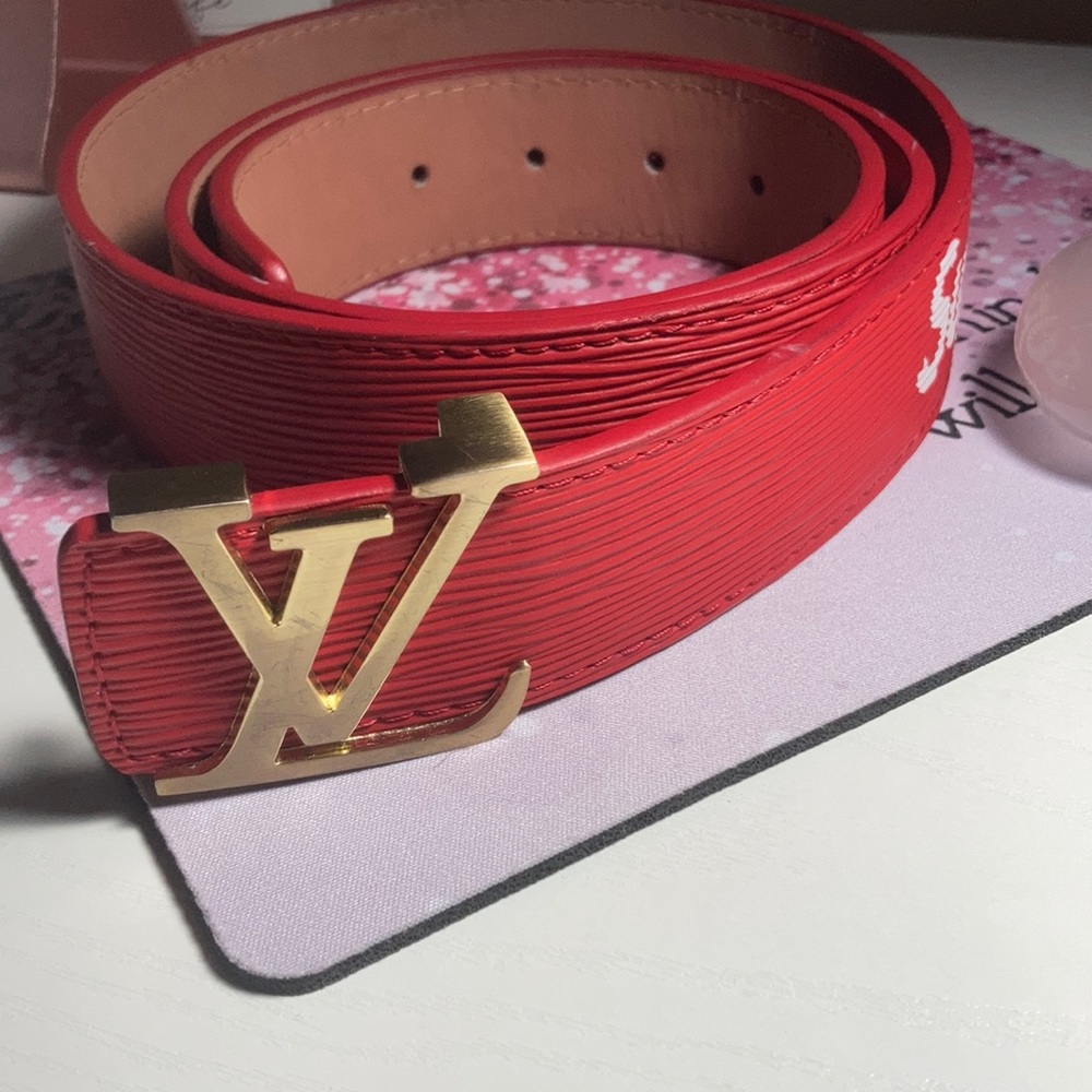 Louis Vuitton and supreme collaboration belt